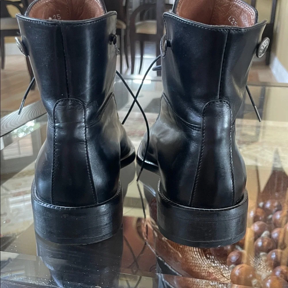 Versace Classic V2 Authentic Men's Black Leather Boots Size 42.5 (Men’s US 9.5)